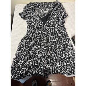Calvin Klein Dress Womens 16 Floral Black White Tie Sleeve Chiffon EUC